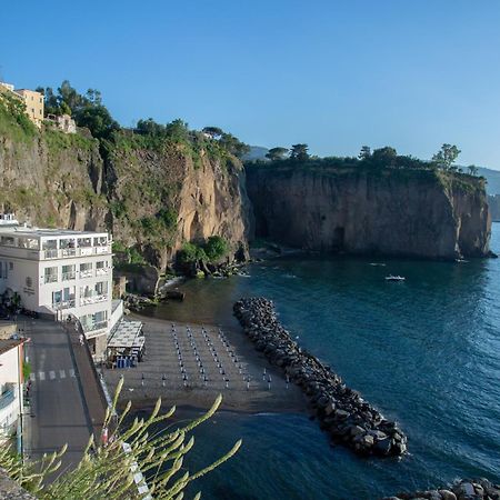 Hotel Giosue' A Mare Sorrento Meta Extérieur photo