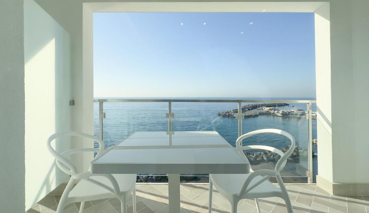 Hotel Giosue' A Mare Sorrento Meta Extérieur photo