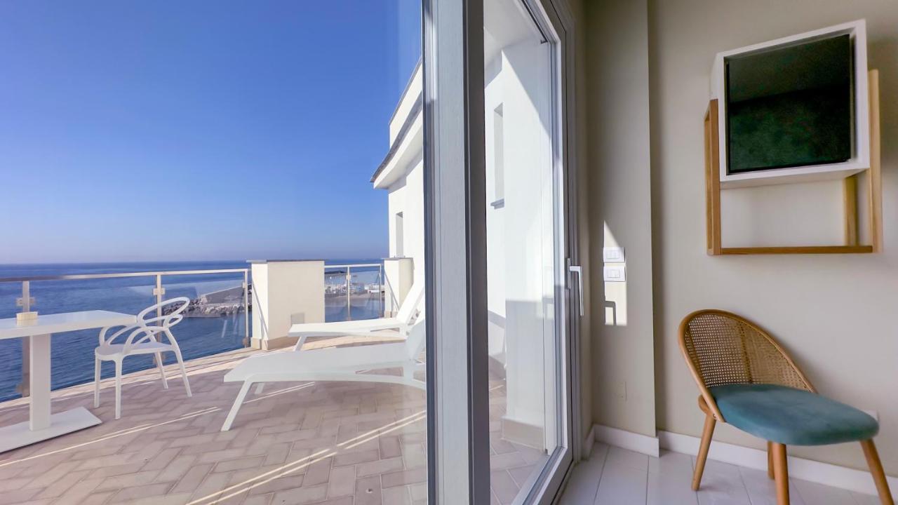 Hotel Giosue' A Mare Sorrento Meta Extérieur photo