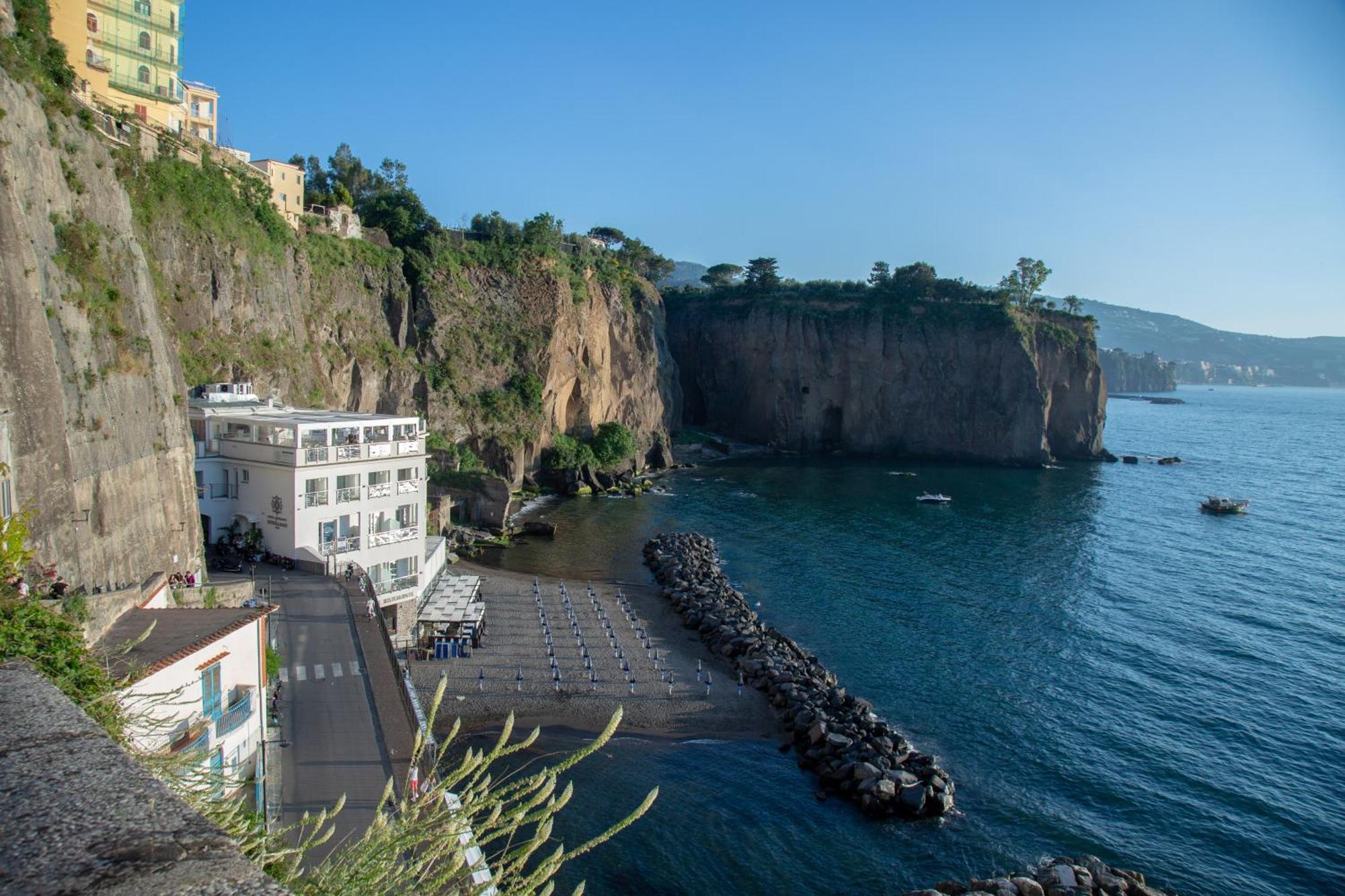 Hotel Giosue' A Mare Sorrento Meta Extérieur photo
